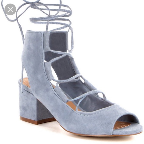 Steve Madden Shoes - Steve Madden blue sueded sandal